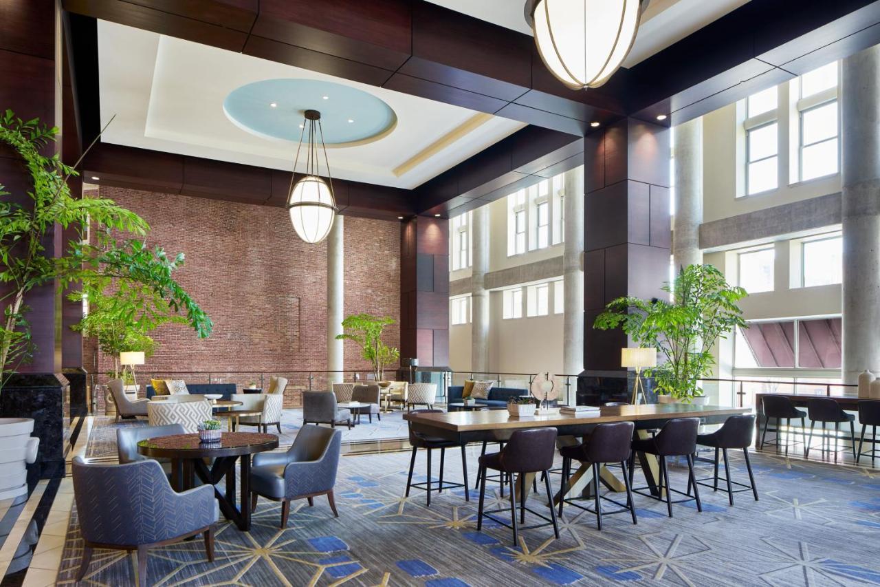 Готель Lancaster Marriott At Penn Square Екстер'єр фото